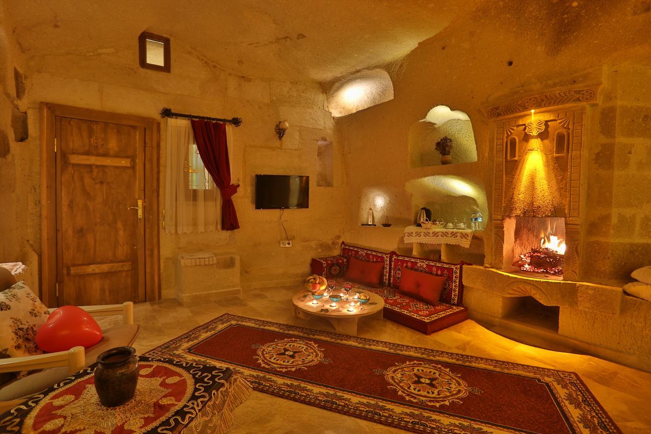Abu Hayat Cave Suites أورتاحصار المظهر الخارجي الصورة